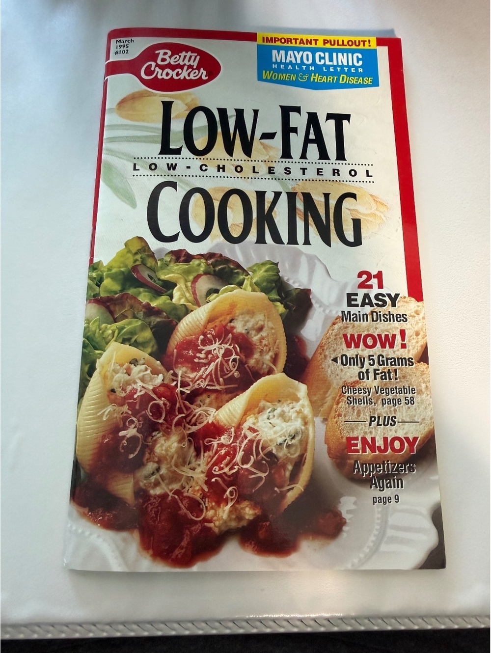 Betty Crocker Low-Fat Cooking Magazine